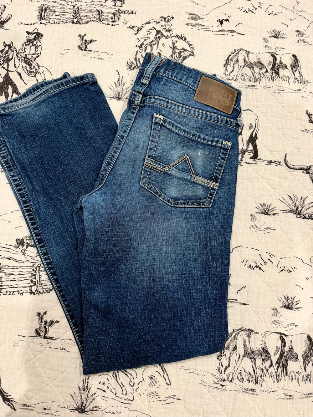 Ariat Men's M4 Low Rise Bootcut Jeans 34x36 - Very Good Condition
